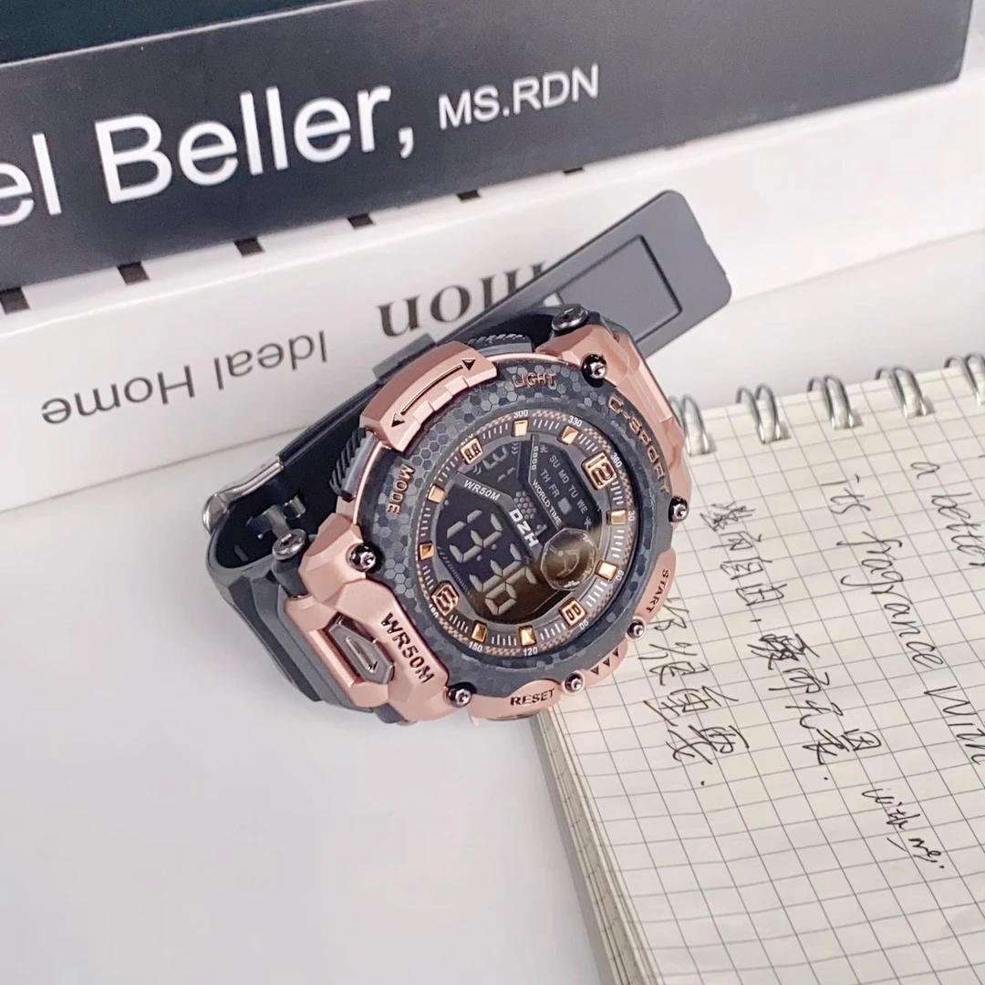 青少年男款防水多功能大表盘电子运动手表男款户外手表初高中学生