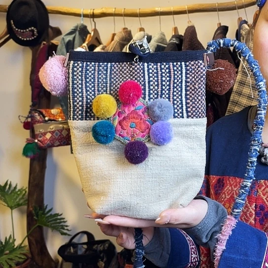 织绣手工制作包包