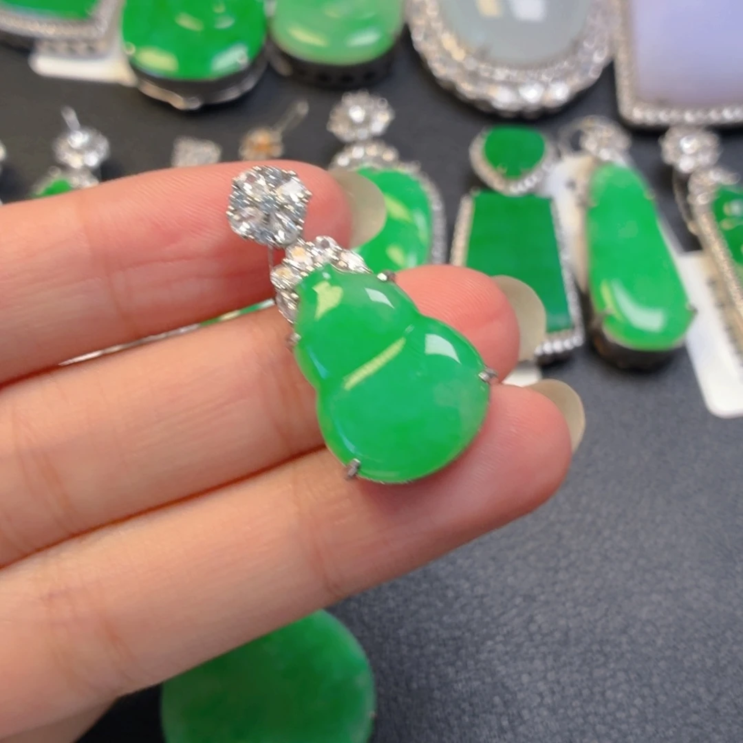 翡翠银S925镶嵌颈饰