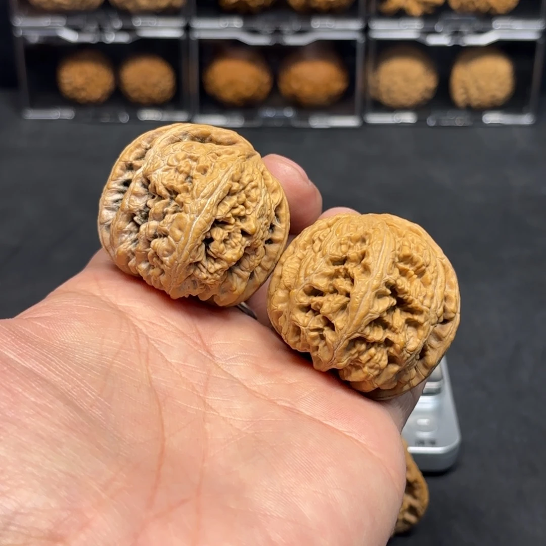 把件文玩核桃41粗筋
