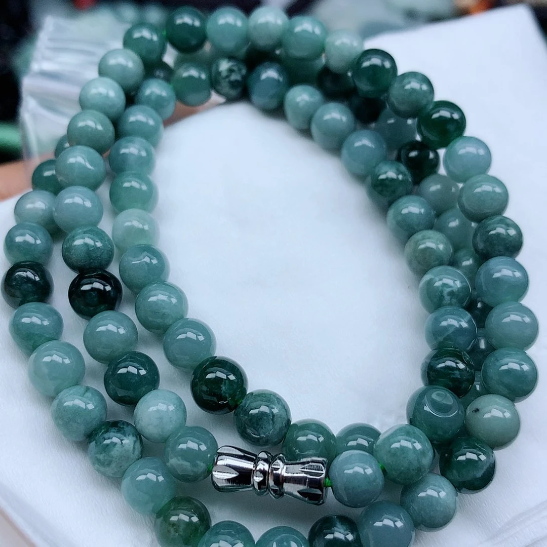 翡翠颈饰未镶嵌手串