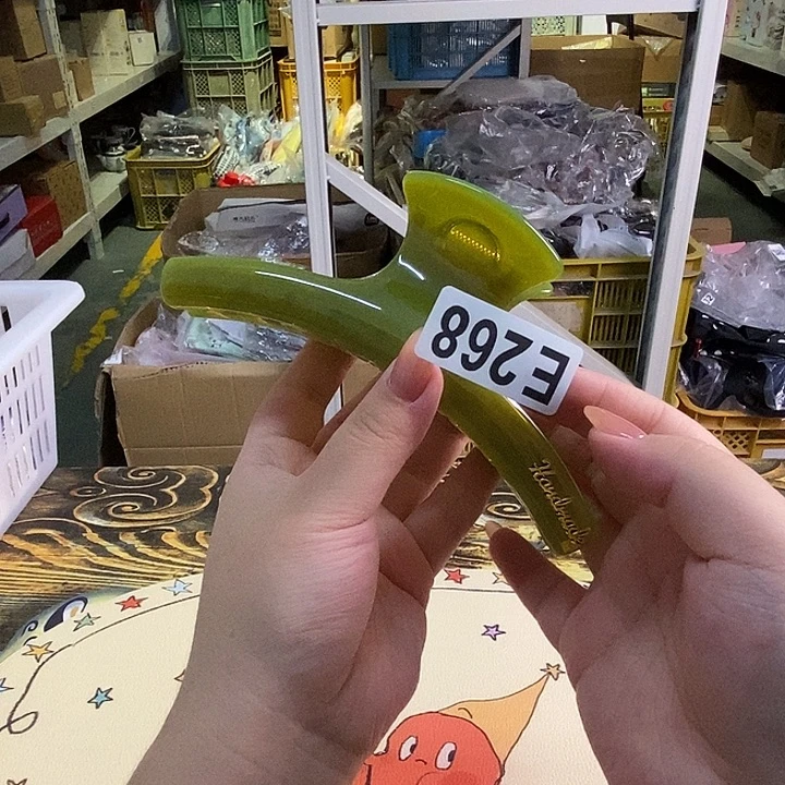 瓷片哈哈哈哈哈哈哈
