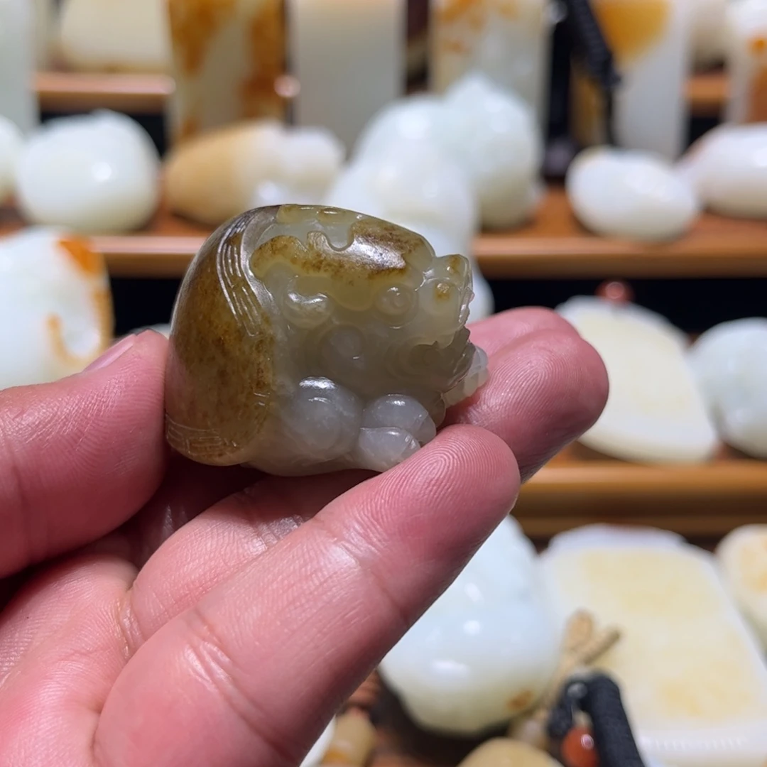 和田玉挂件未镶嵌周*