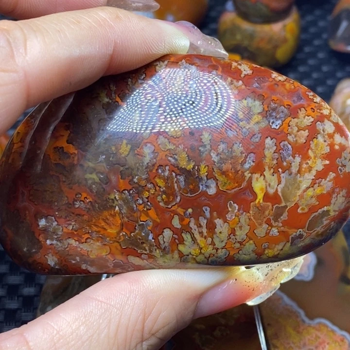 玛瑙/玉髓颈饰未镶嵌黄**国