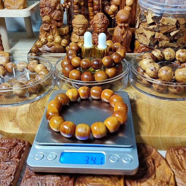 行**疆太行崖柏手工艺品