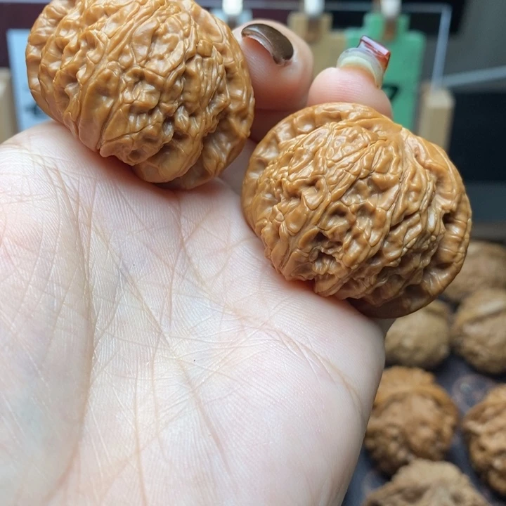 把件文玩核桃白狮子