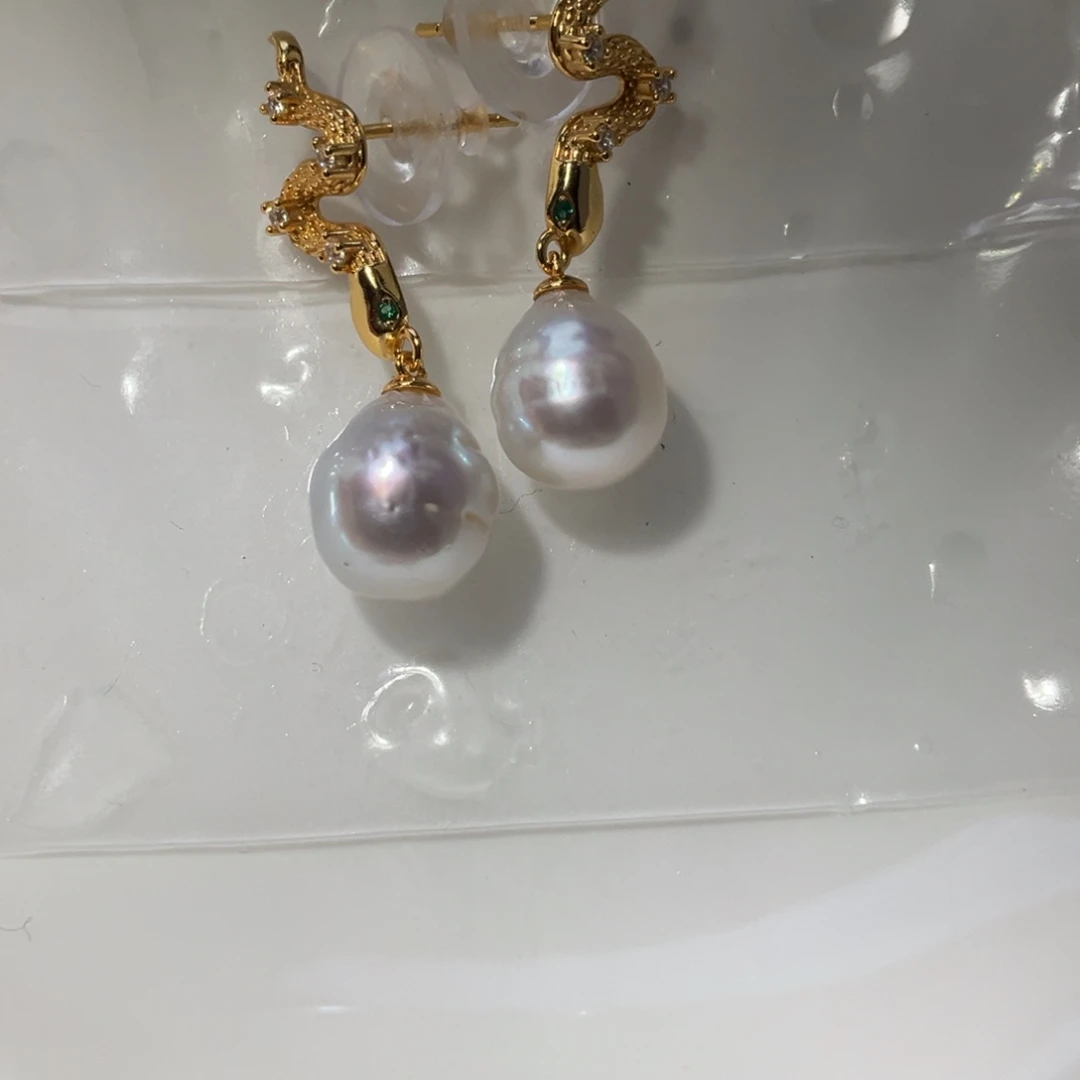 银S925镶嵌耳饰海水珍珠
