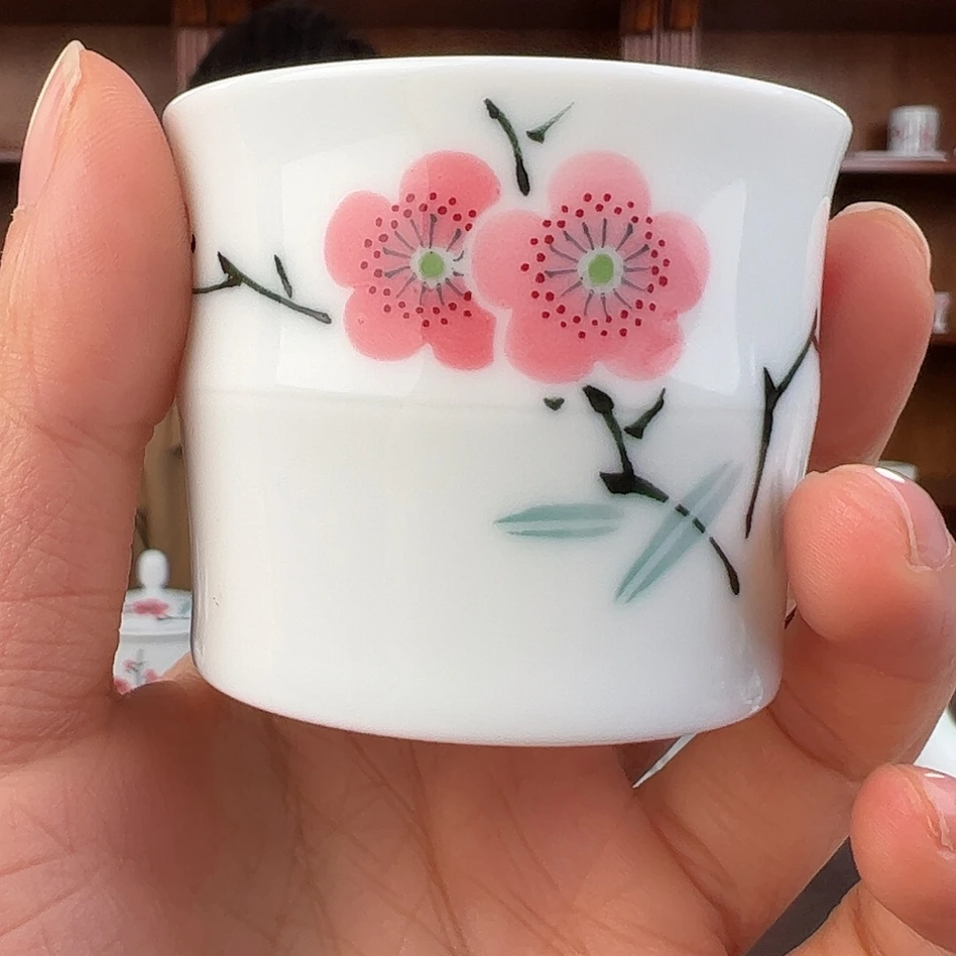 瓷釉下翠竹红梅竹节杯