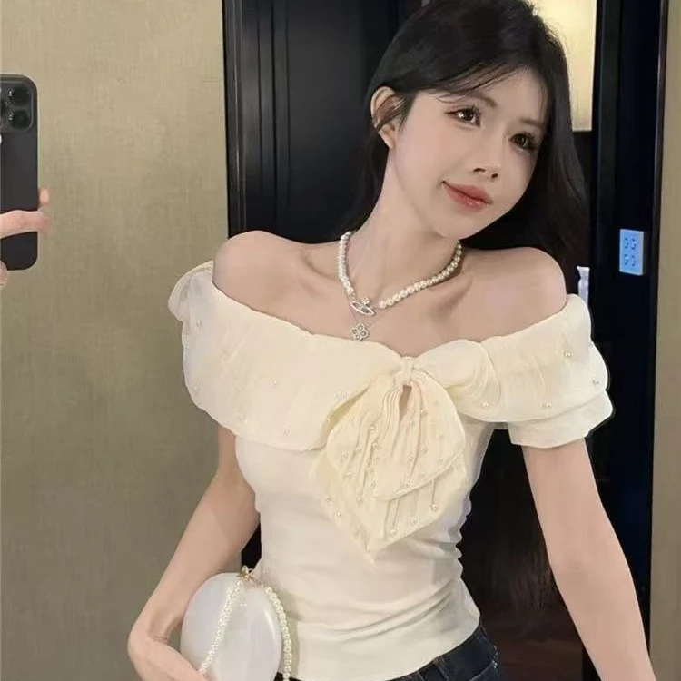 全网爆款小香风荷叶边缎面短袖t恤女夏纯欲一字肩露肩上衣感绝美
