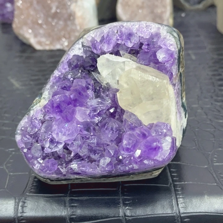 未镶嵌珠宝半成品紫晶