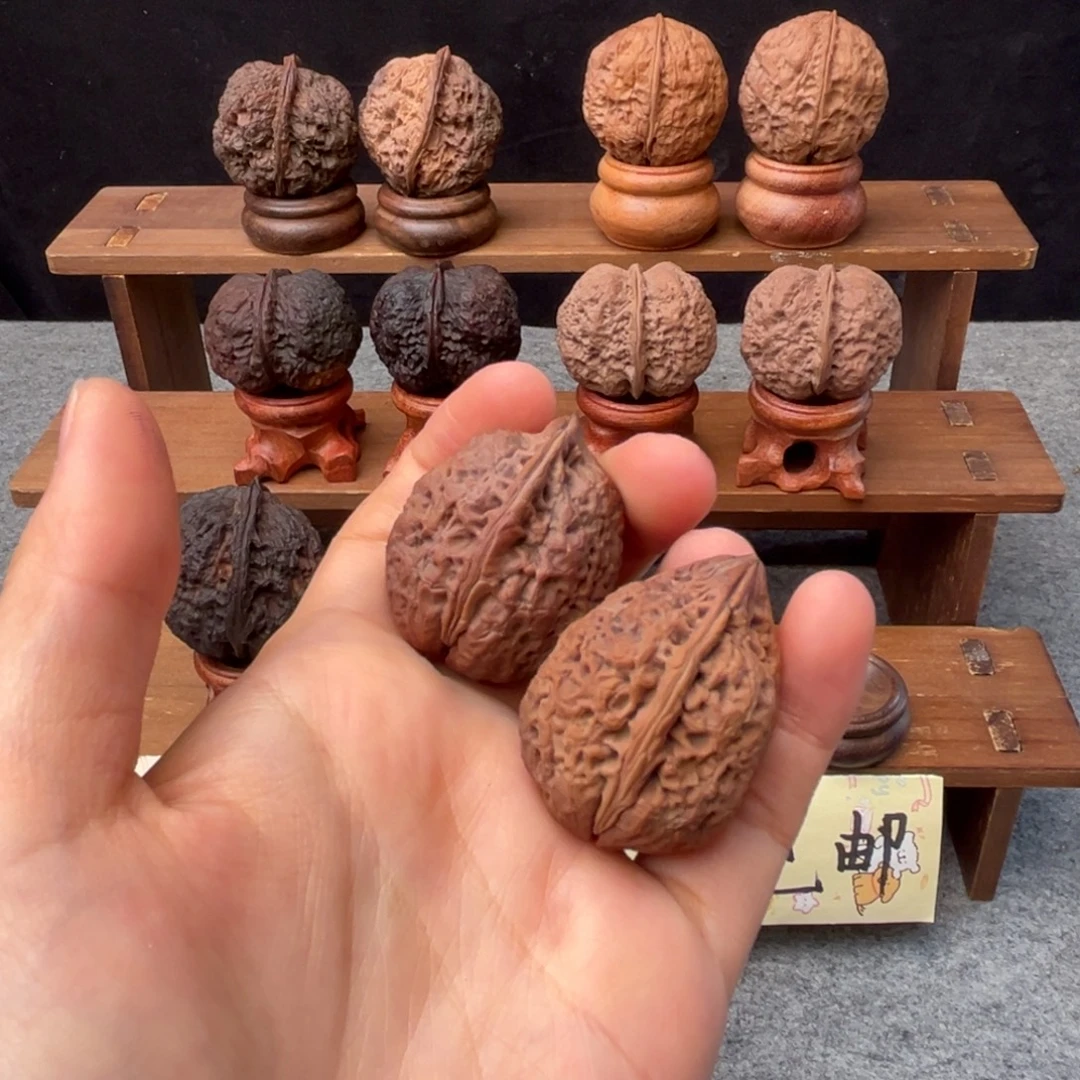 文玩核桃吊坠z橄榄石31mm