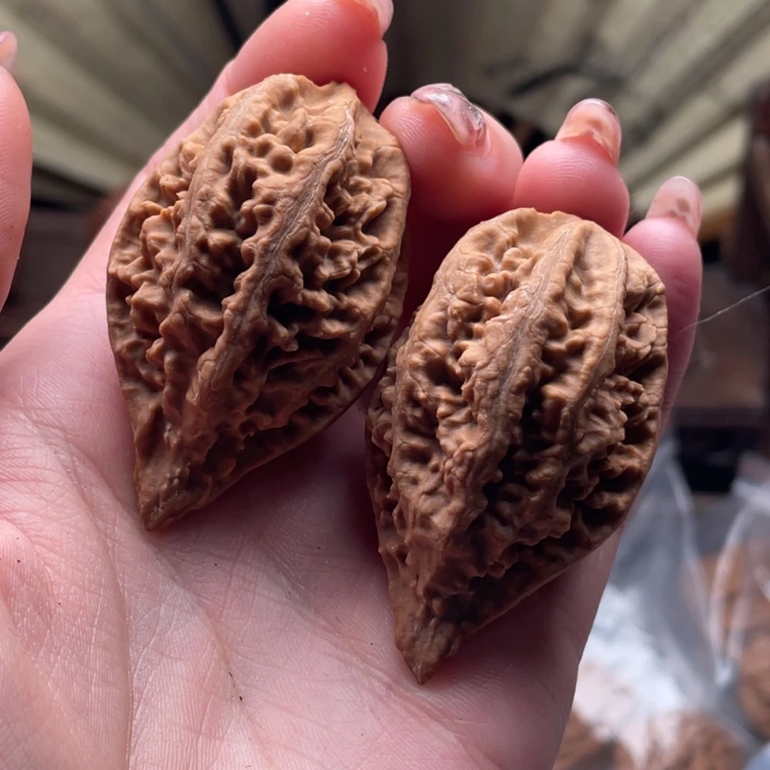 文玩核桃把件楸刀鱼54