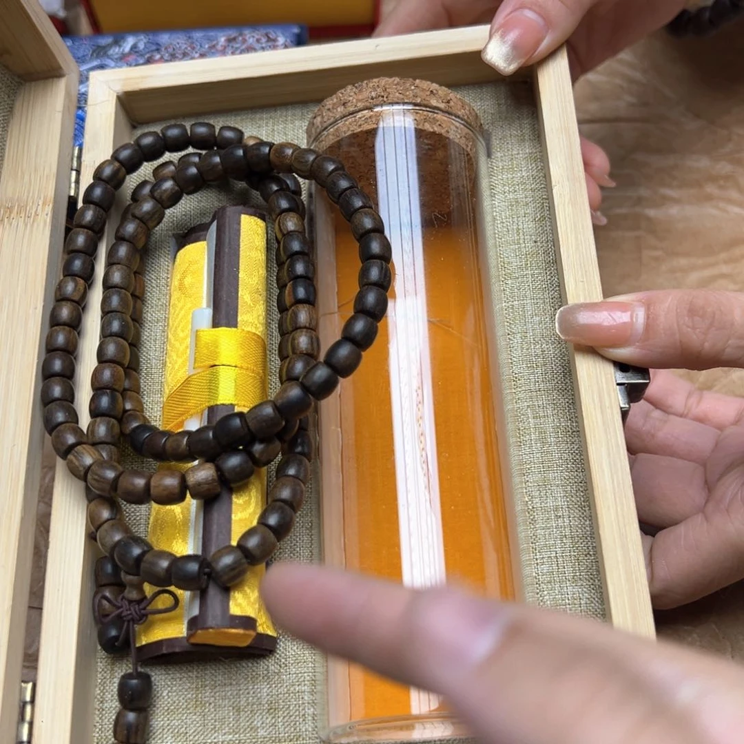 大叶紫檀（黑酸枝木类）