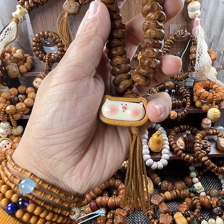 猴头核桃把件桃核无相甜甜圈腮红珠珠手持