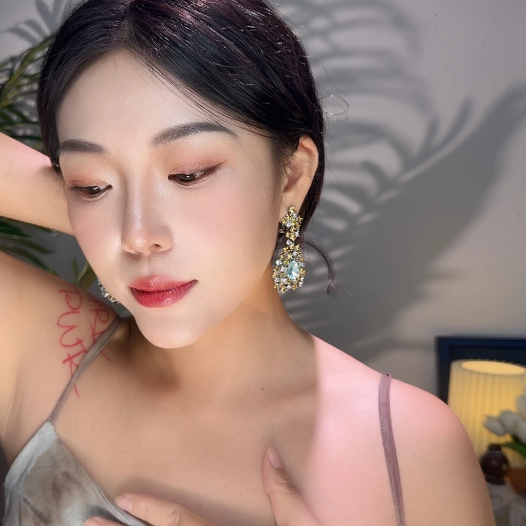 纯铜合金琉璃耳钉