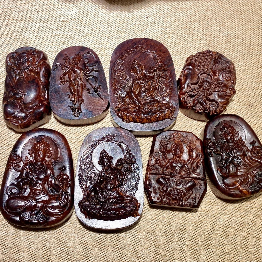 【美比】海南红降土埋料雕刻牌