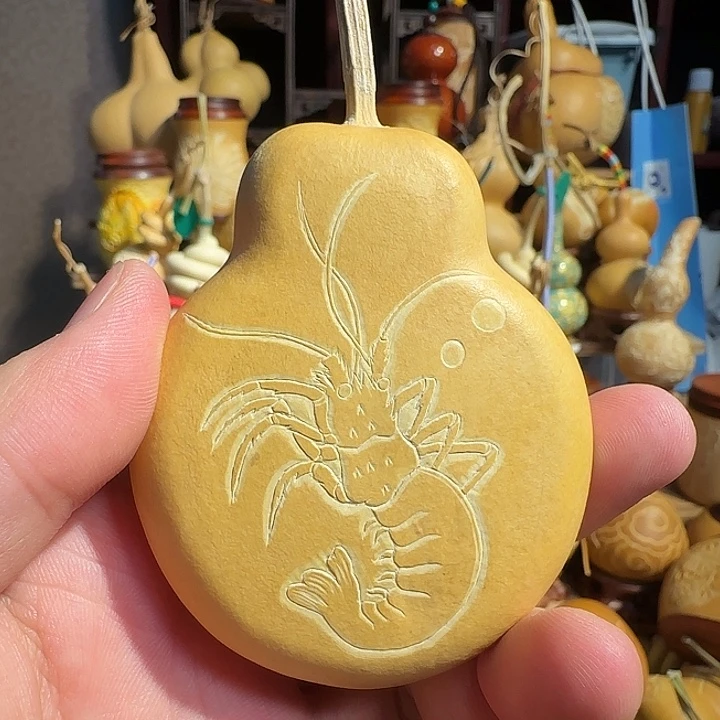 有机玻璃小龙虾雕刻