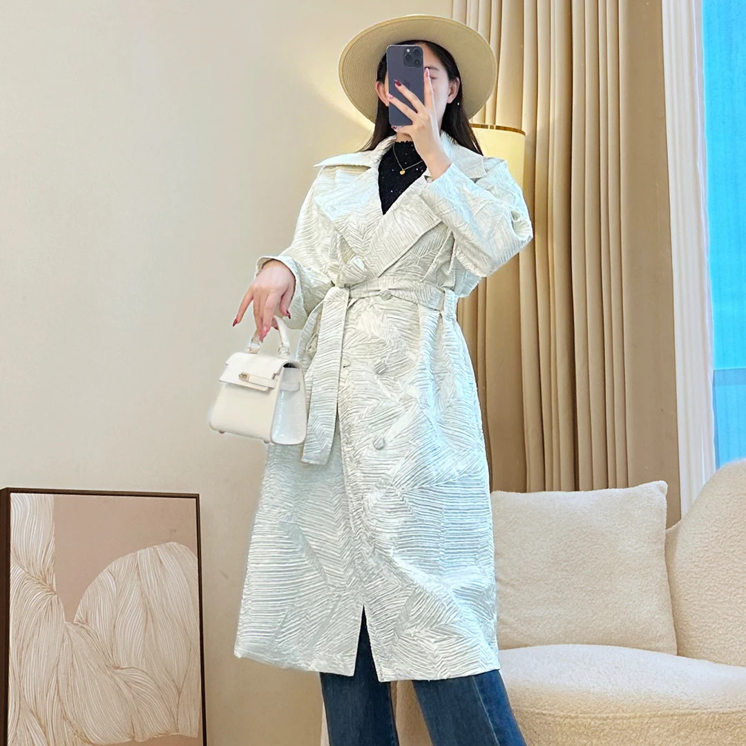 三宅褶皱气质风衣女中长款纹理感外套S4078