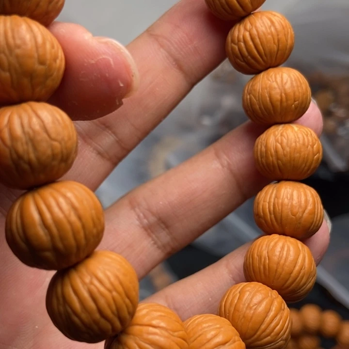 猴头核桃吊坠文玩手串