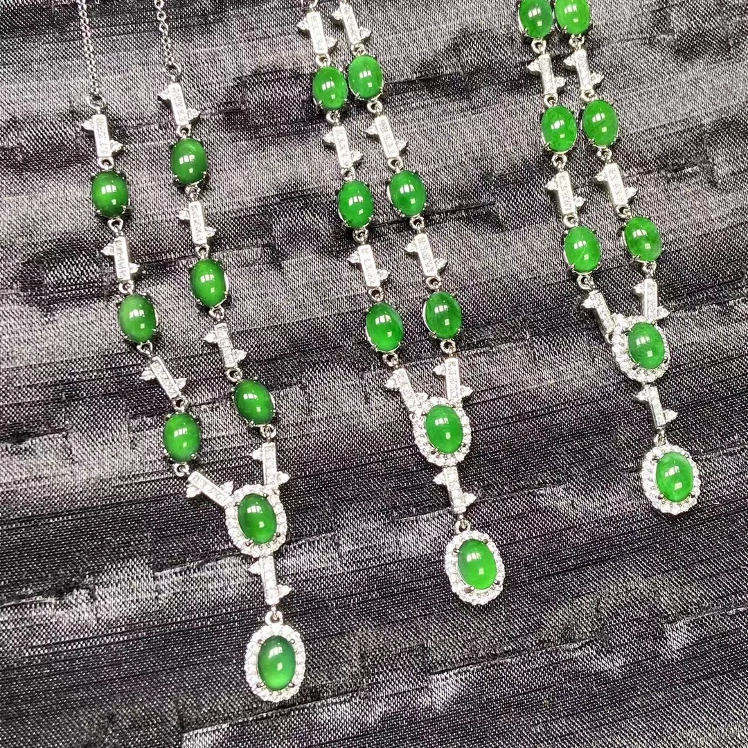 16103天然A货翡翠【颈饰】多样性发一个