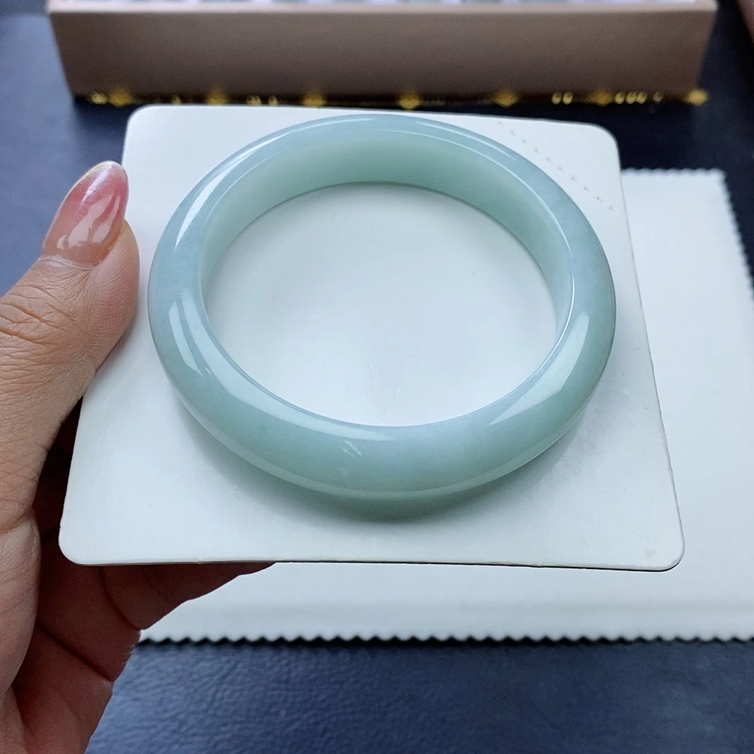 未镶嵌手镯翡翠59圈口