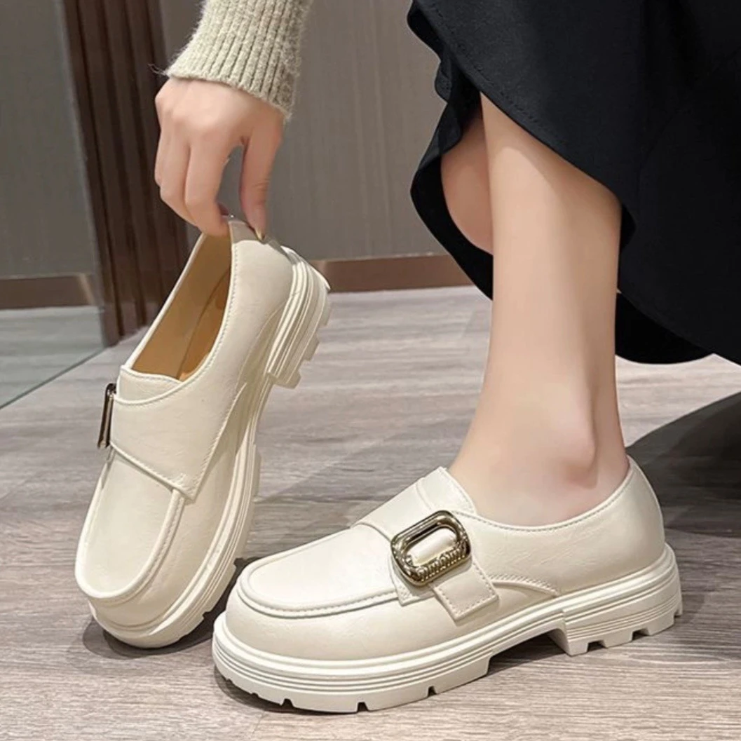 乐福鞋2025春季新款简约英伦风百搭一脚蹬厚底增高休闲黑色女单鞋