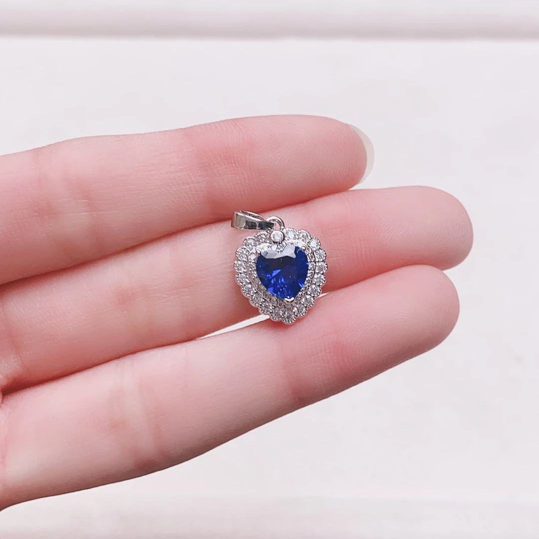 阿鲁沙 典藏高奢-培育蓝宝石项坠配链3528