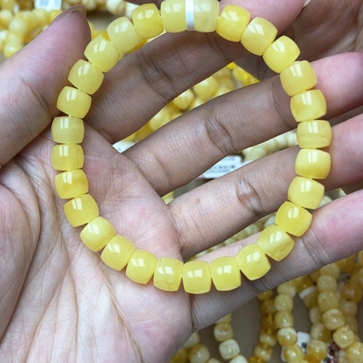 琥珀未镶嵌珠宝奇石8