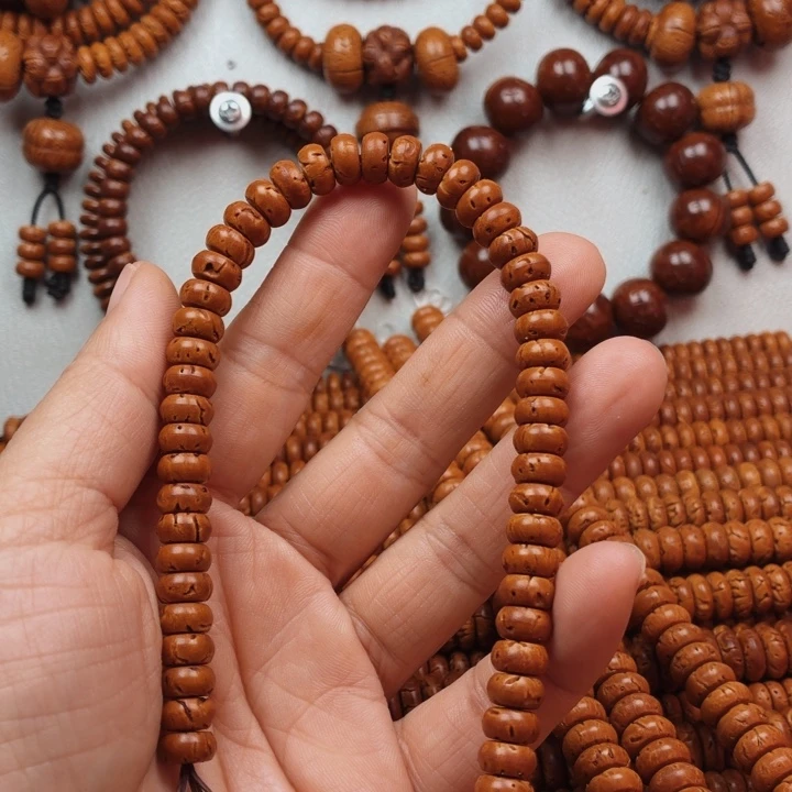 沈***宁桃核核片4乘8精品44颗三通弟子珠