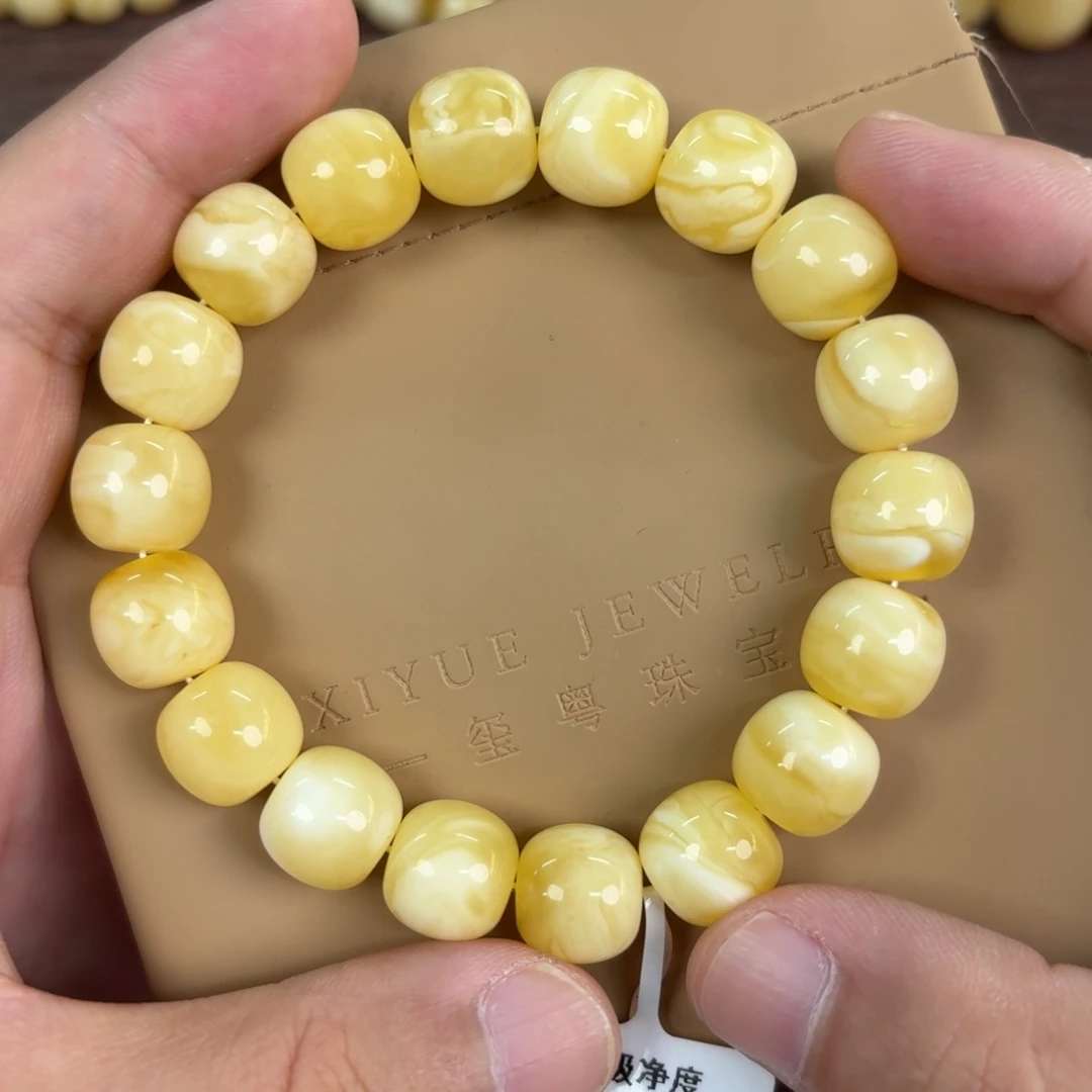 蜜蜡未镶嵌裸石13700000000