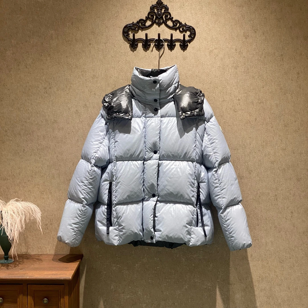 95新 MONCLER Parana 雾霾蓝刺绣徽标logo羽绒服/4码/39127