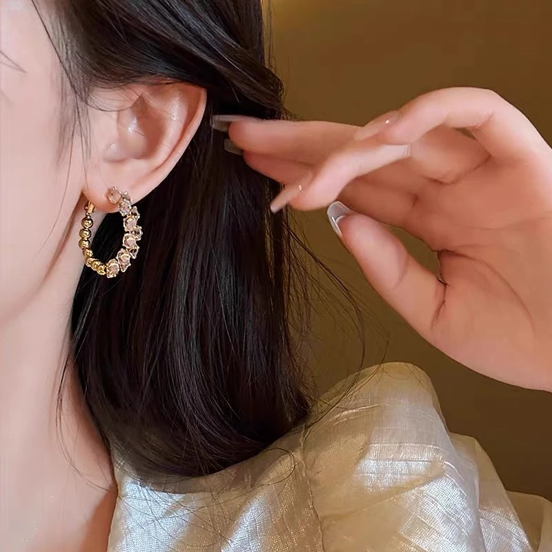 铜合金耳饰 设计感圆圈气质轻奢时尚百搭复古精致耳钉5650