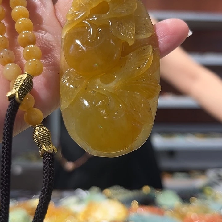 岫玉未镶嵌毛衣链