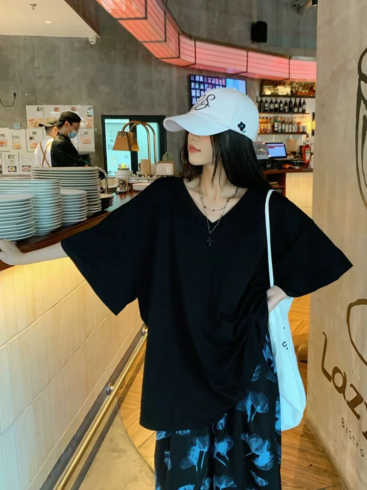 8821#【大四禧】纯色V领T恤（福利商品No退No换）