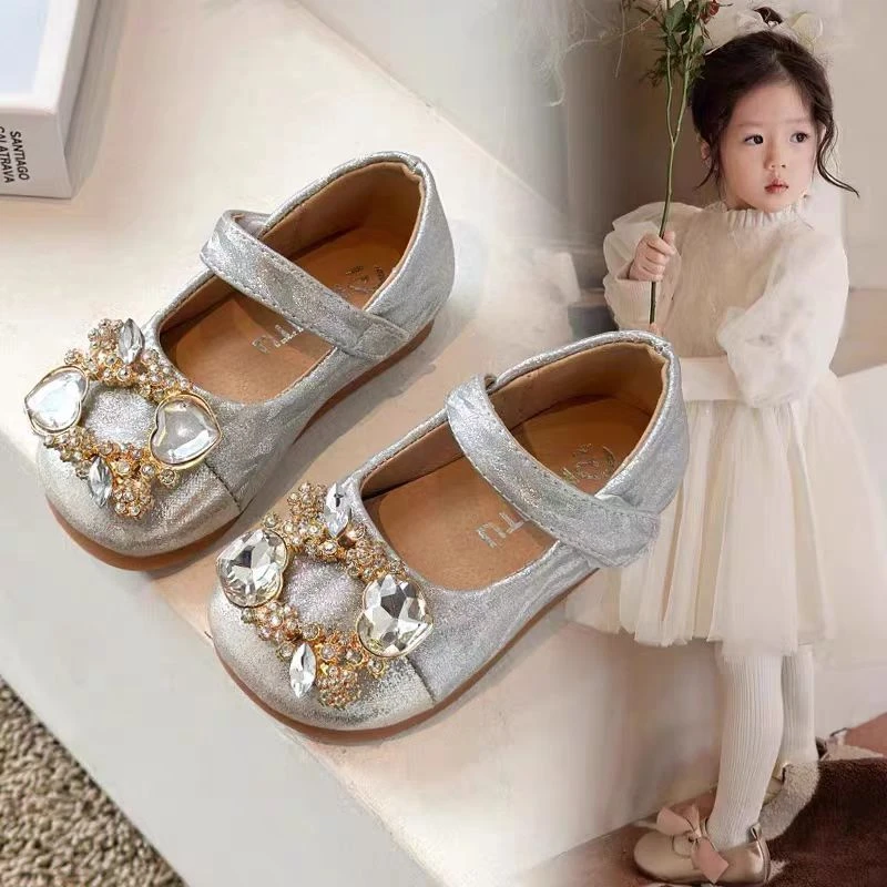 女童皮鞋新款公主鞋百搭凉鞋软底单鞋洋气女孩宝宝鞋子学生表演鞋