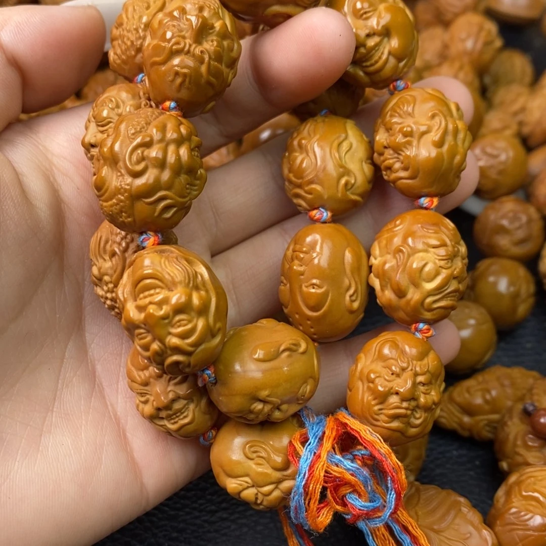 橄榄核吊坠橄榄核十八罗汉写实手持