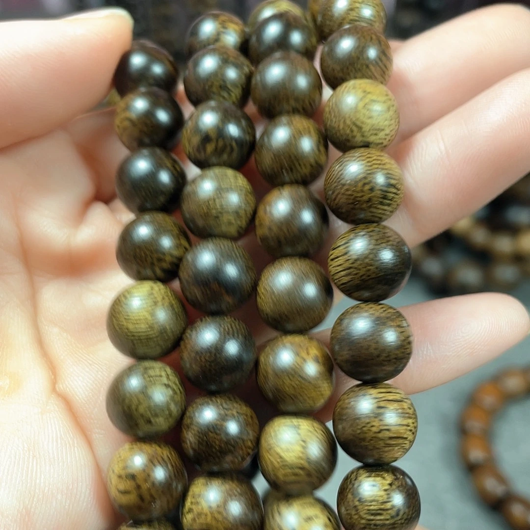 沉香手串芽庄白棋
