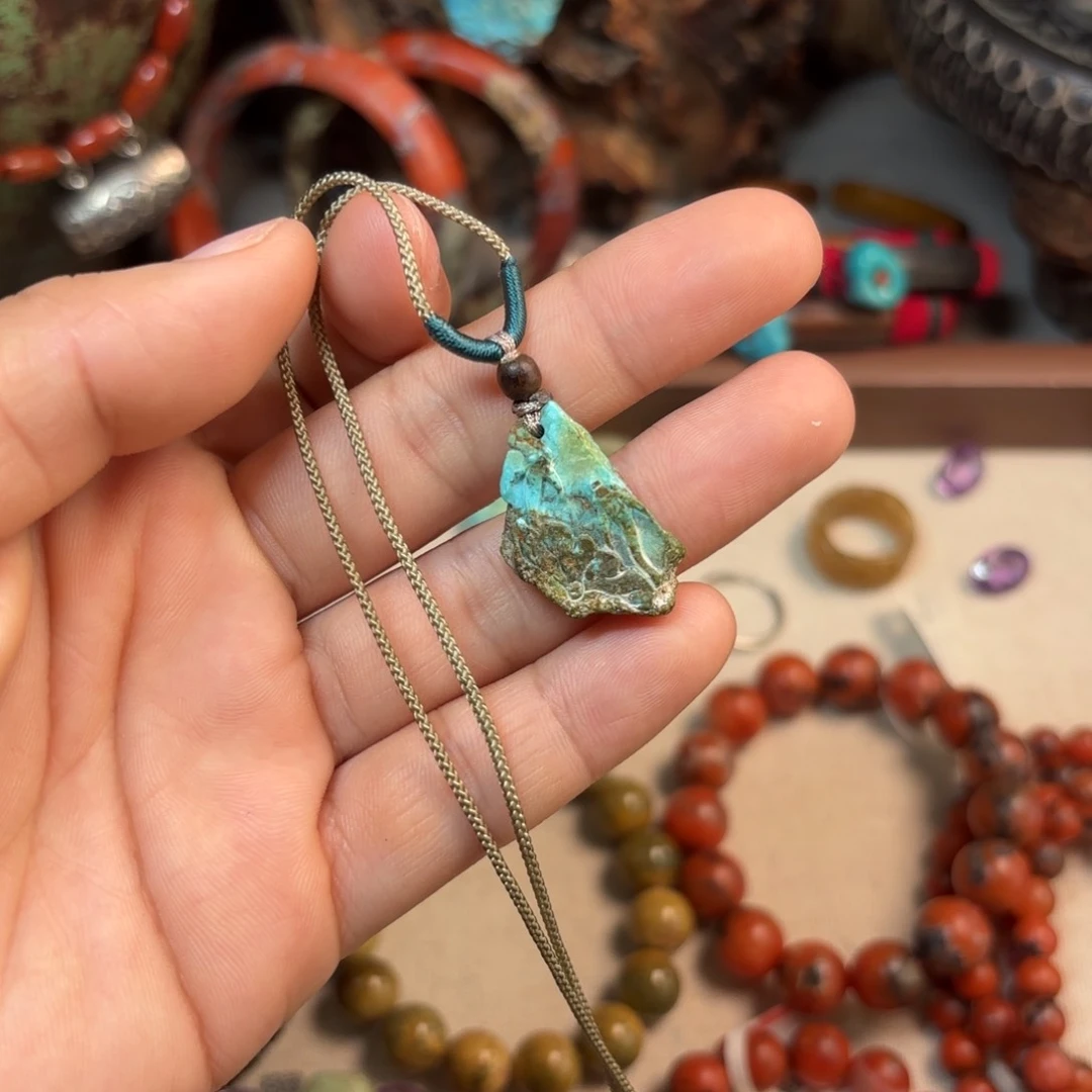 岫岩河磨玉（透闪石质玉）手链未镶嵌乖*女