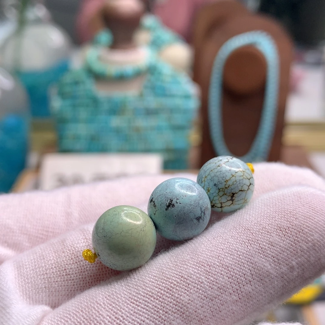 绿松石未镶嵌饰品