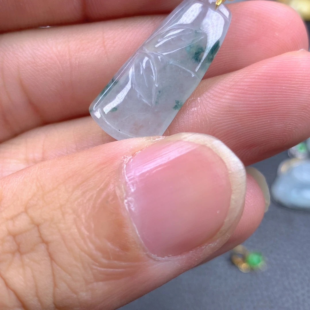 【闪购商品】翡翠18K金镶嵌颈饰翡翠
