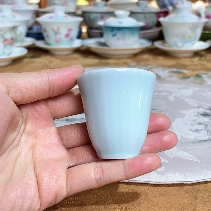 【闪购商品】瓷片纯色品茗杯哈哈哈哈