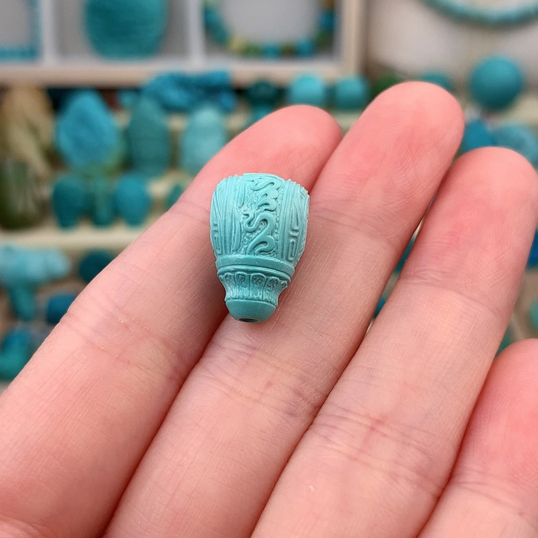 未镶嵌绿松石珠宝奇石