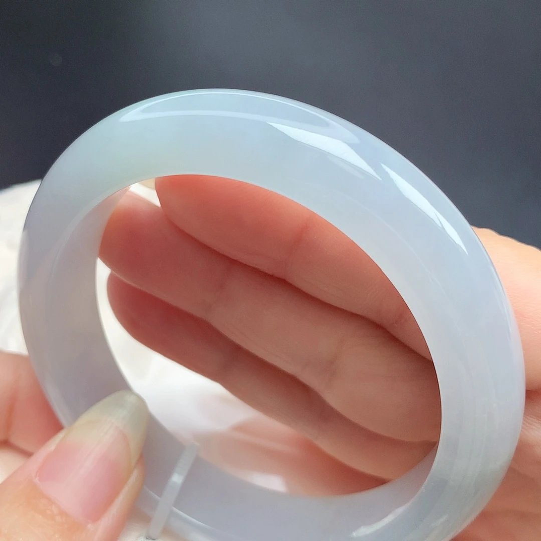 翡翠未镶嵌手镯55.6圈口