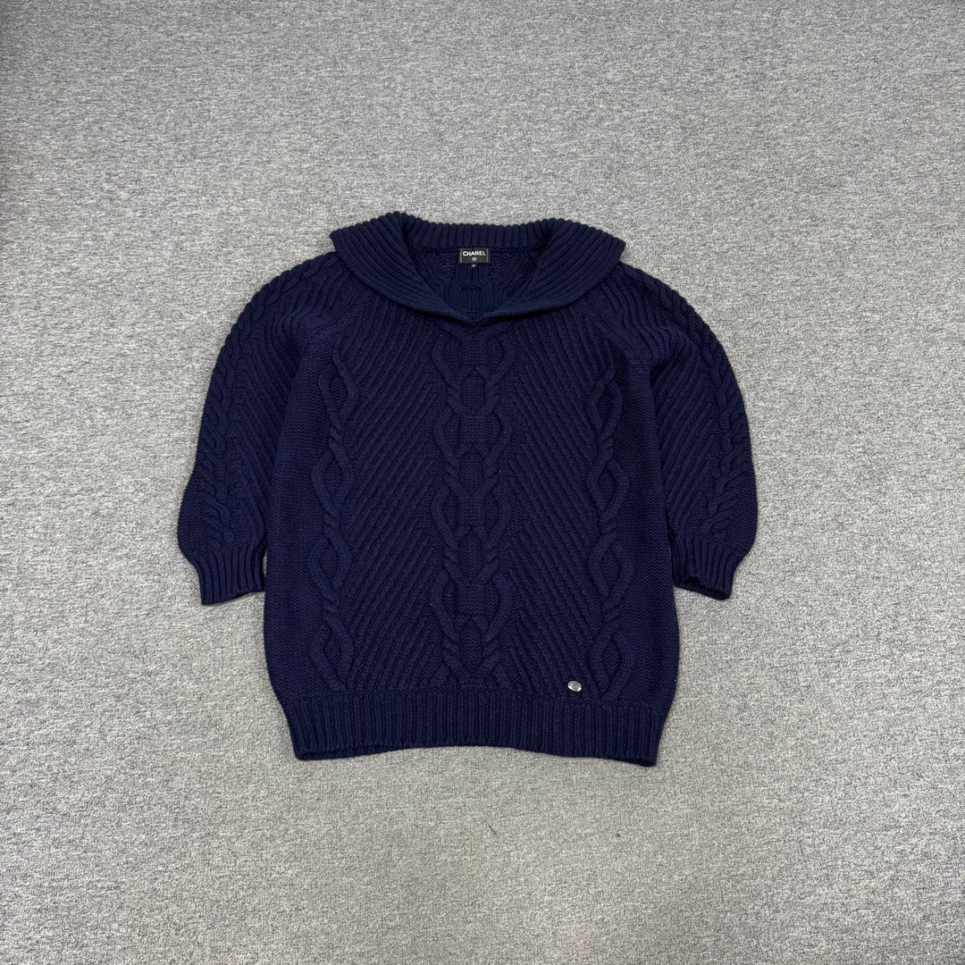 99新 Chanel/香奈儿 香奈儿 藏青色 麻花 针织 上衣 42码 99新