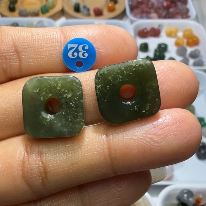 和田玉未镶嵌珠宝奇石