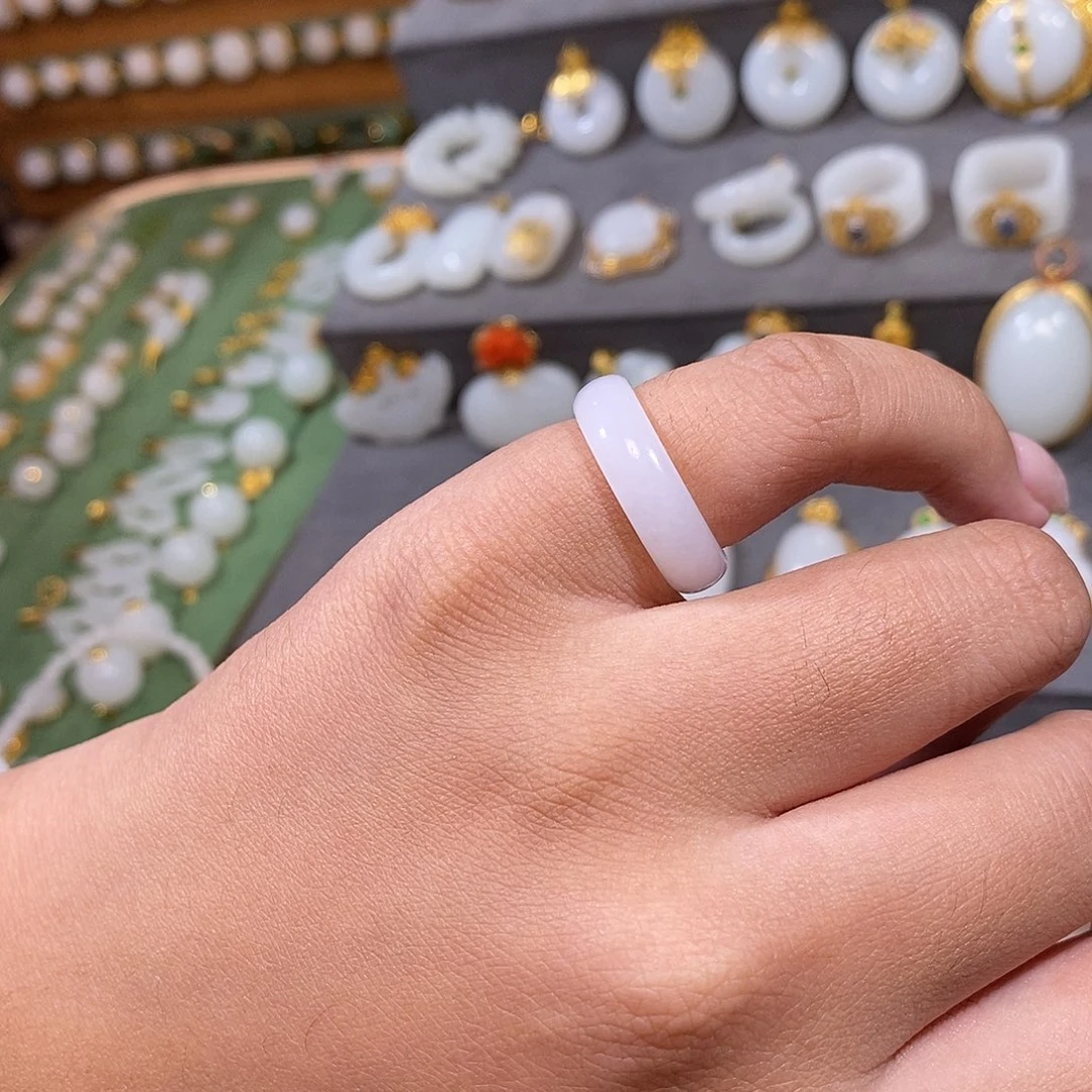 和田玉未镶嵌颈饰素圈戒指14