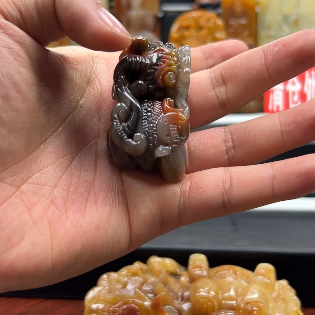 石英质玉（黄龙玉）未镶嵌多样性发货，发其一