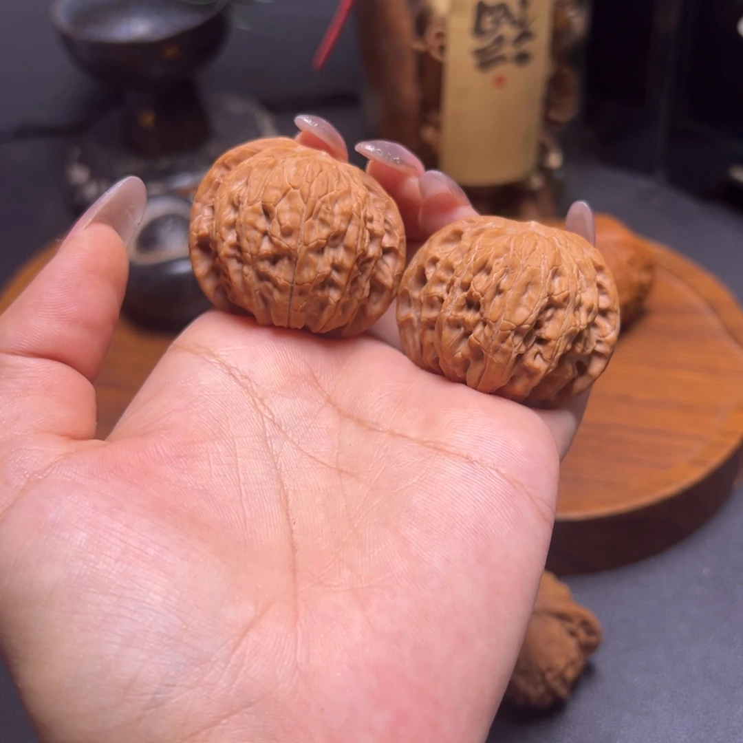 红***饭文玩核桃把件磨盘40全品