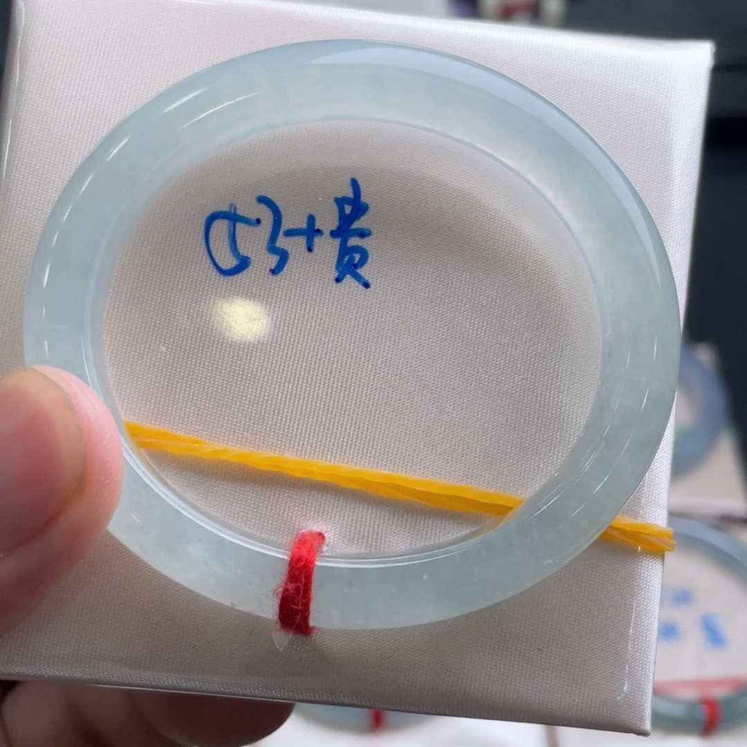 翡翠未镶嵌手镯翡翠手镯