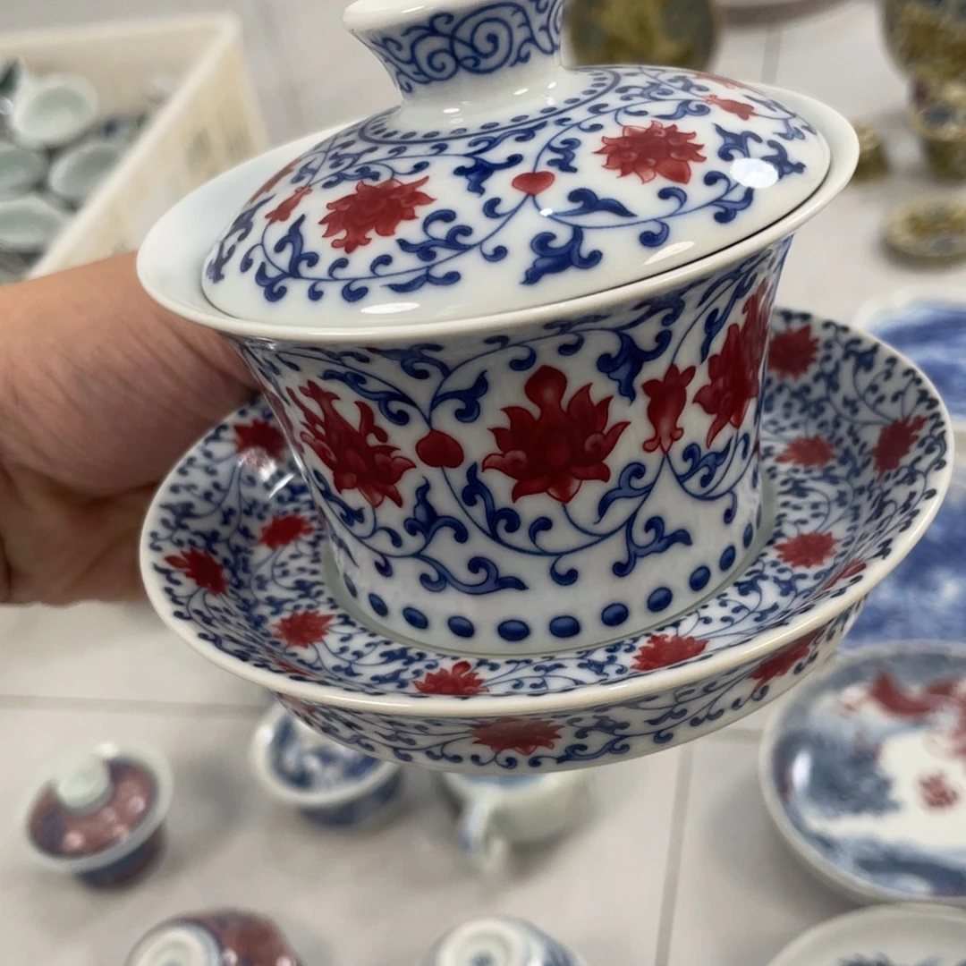 瓷片景德镇釉里红缠枝莲三才马蹄盖碗